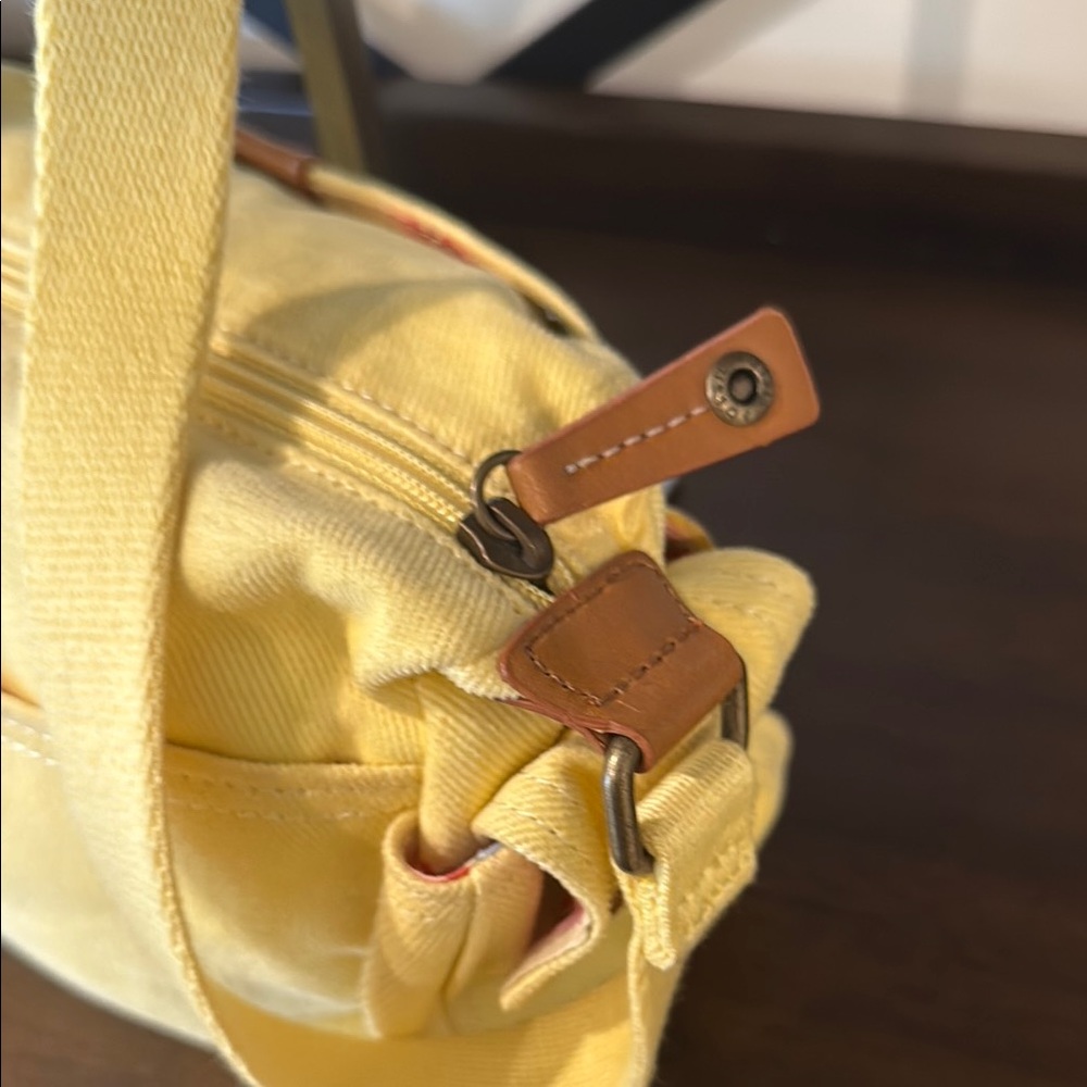 Fossil Yellow Crossbody Bag Casual Style - Picture 3 of 14